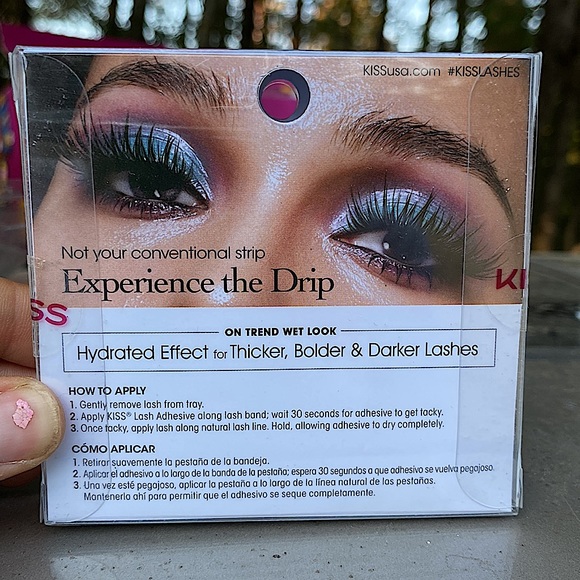 LASH DRIP Eyelashes - Picture 3 of 6